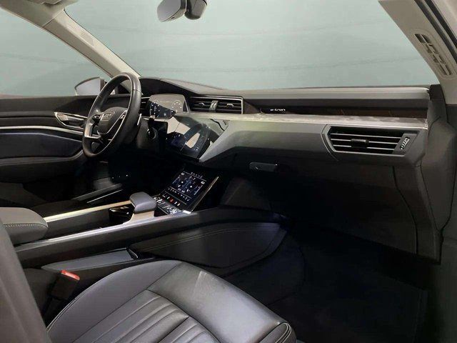 2024 Audi Q8 e-tron Premium Plus quattro Dallas TX