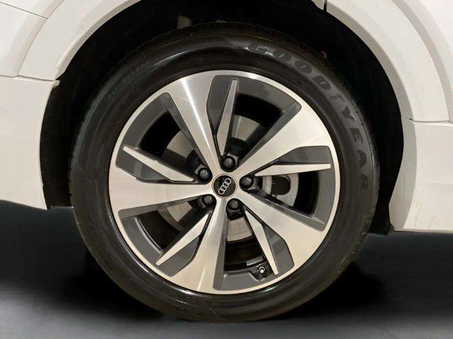 2024 Audi Q8 e-tron Premium Plus quattro Dallas TX