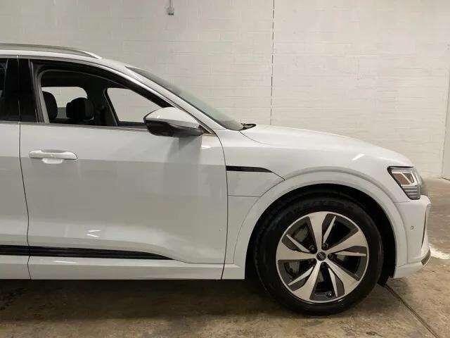 2024 Audi Q8 e-tron Premium Plus quattro Dallas TX