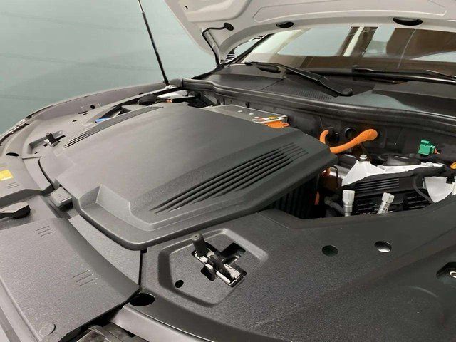 2024 Audi Q8 e-tron Premium Plus quattro Dallas TX