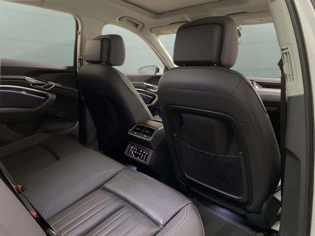 2024 Audi Q8 e-tron Premium Plus quattro Dallas TX