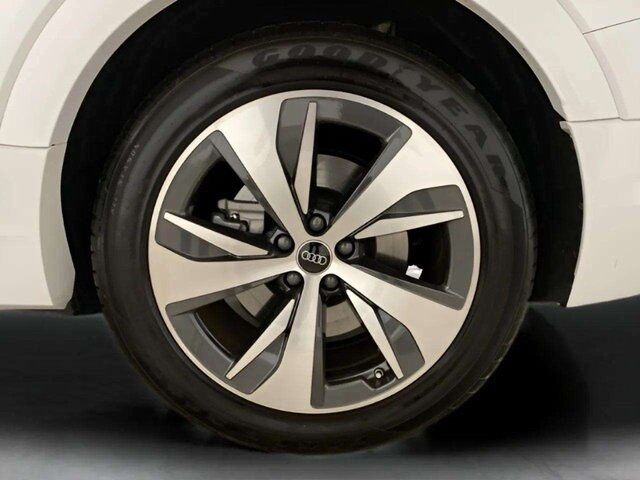 2024 Audi Q8 e-tron Premium Plus quattro Dallas TX