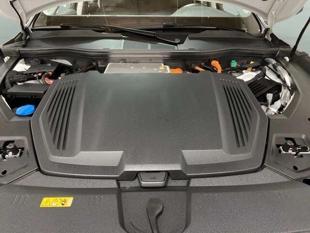 2024 Audi Q8 e-tron Premium Plus quattro Dallas TX