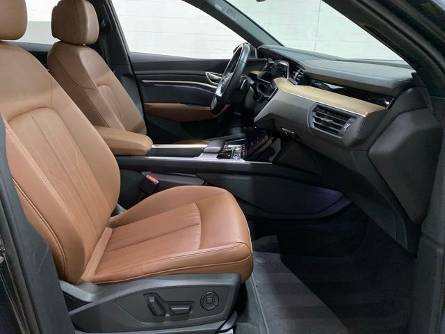2024 Audi Q8 e-tron Premium Plus quattro Dallas TX