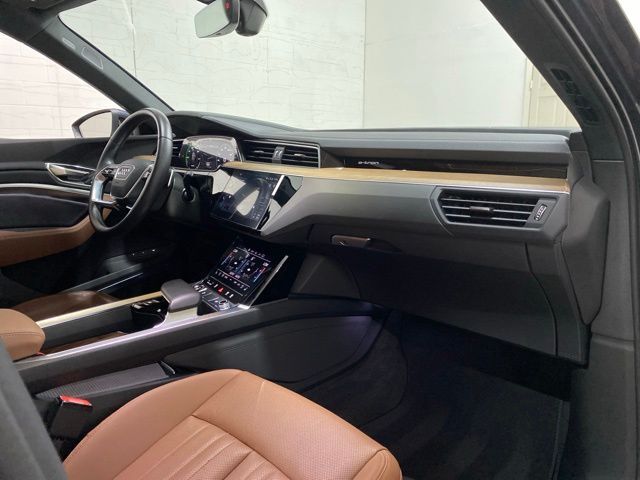 2024 Audi Q8 e-tron Premium Plus quattro Dallas TX