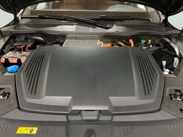 2024 Audi Q8 e-tron Premium Plus quattro Dallas TX