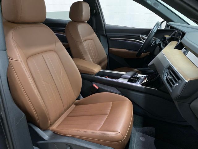 2024 Audi Q8 e-tron Premium Plus quattro Dallas TX