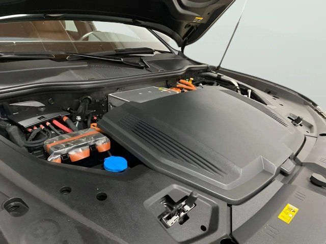 2024 Audi Q8 e-tron Premium Plus quattro Dallas TX