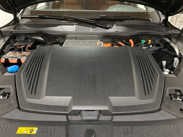 2024 Audi Q8 e-tron Premium Plus quattro Dallas TX