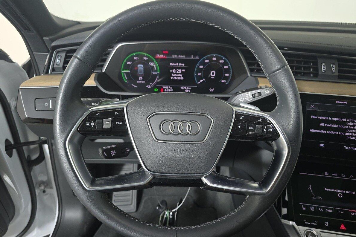 2024 Audi Q8 e-tron Premium Plus quattro Portland OR