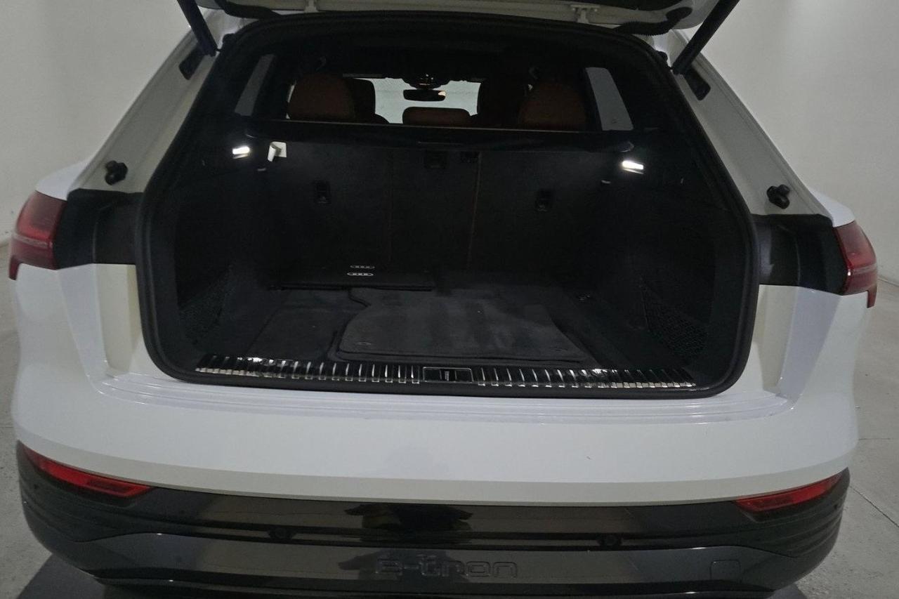2024 Audi Q8 e-tron Premium Plus quattro Portland OR