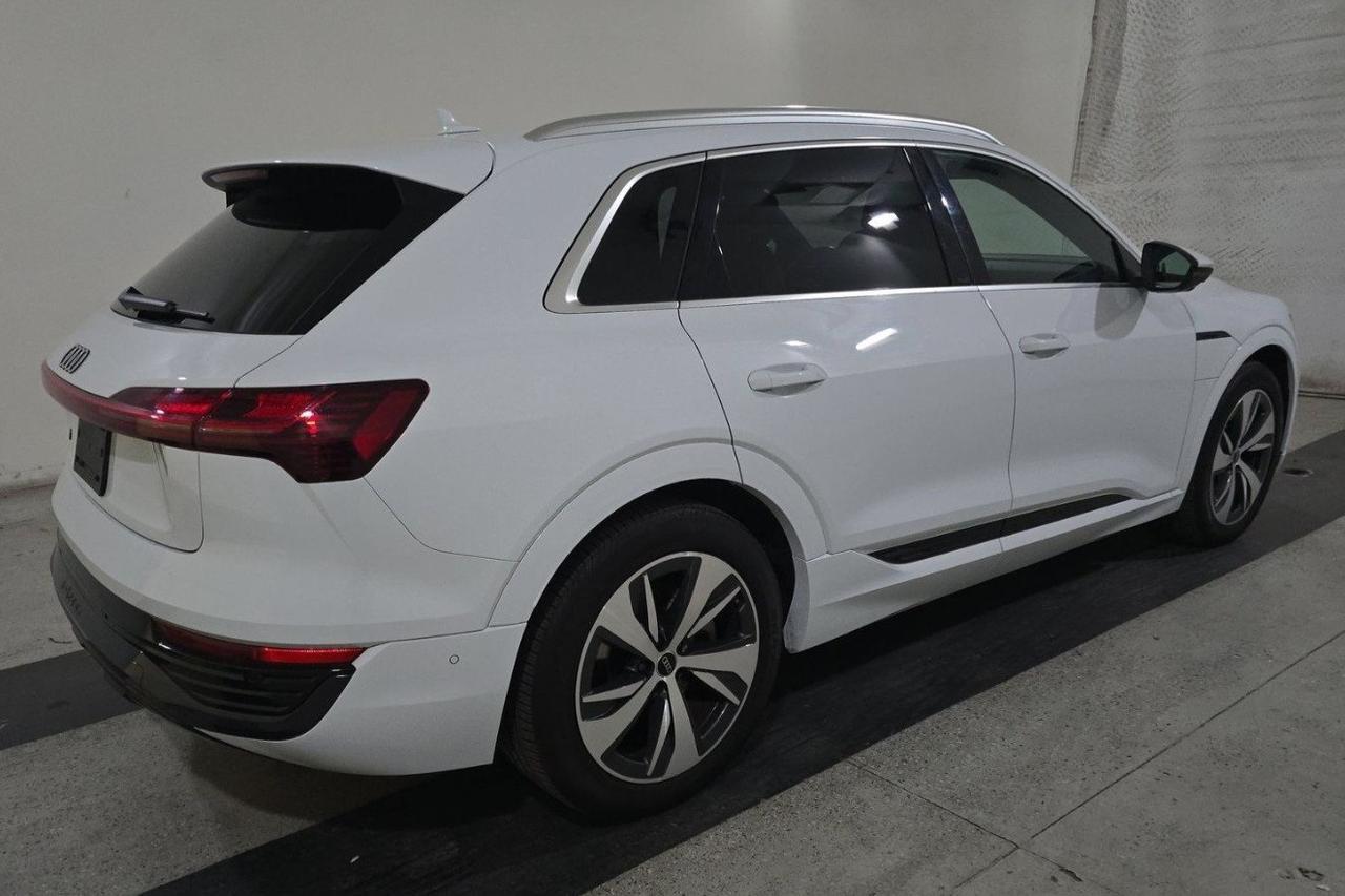2024 Audi Q8 e-tron Premium Plus quattro Portland OR