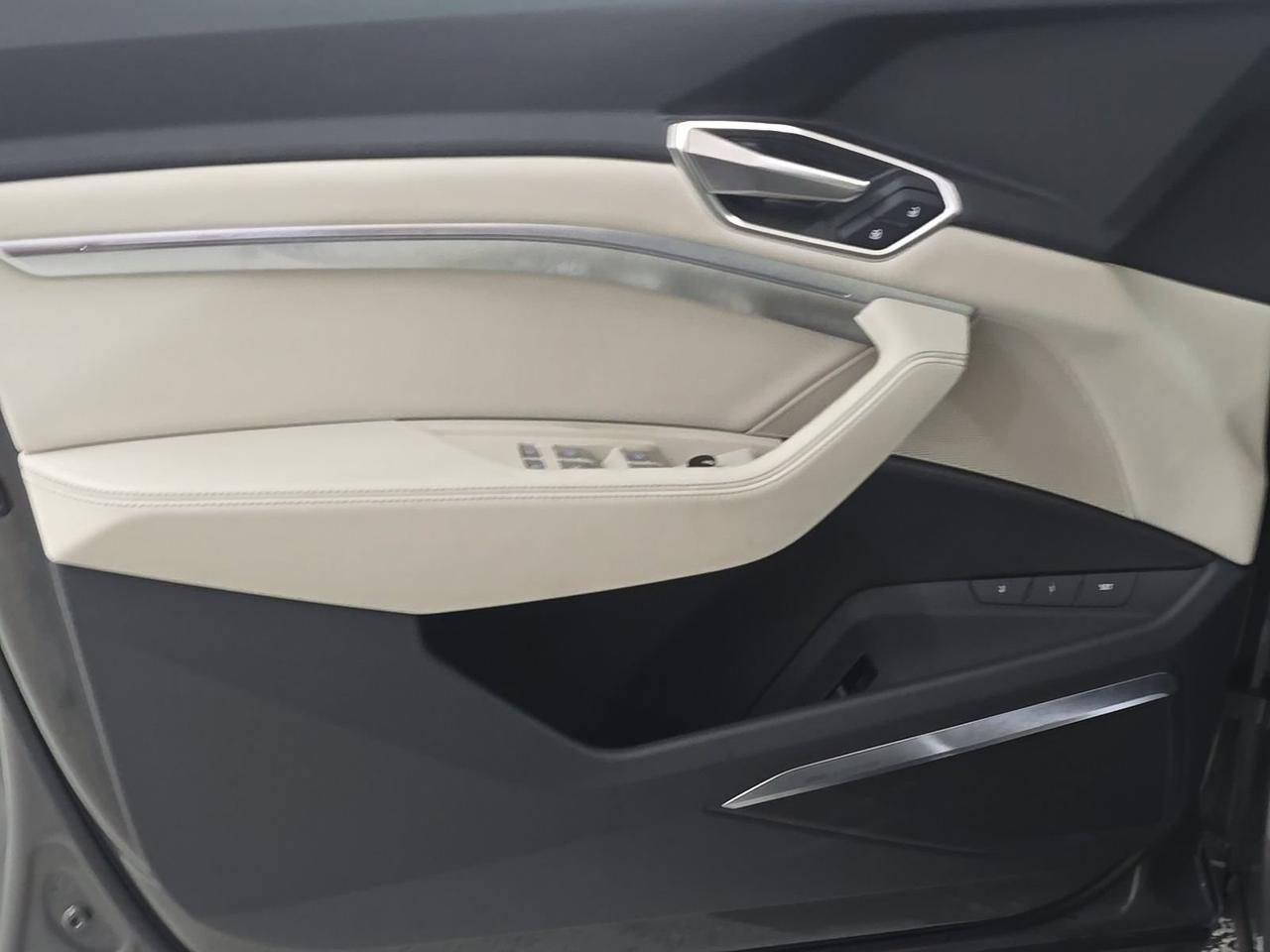 2024 Audi Q8 e-tron Premium Plus quattro Ventilated Seats / Bang &amp; Olufsen Sound Portland OR