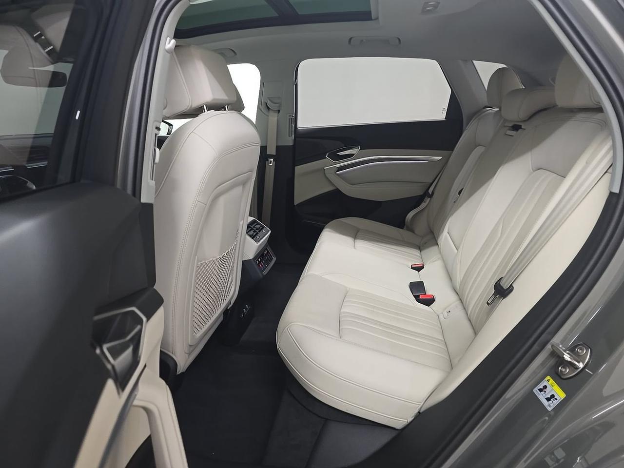2024 Audi Q8 e-tron Premium Plus quattro Ventilated Seats / Bang &amp; Olufsen Sound Portland OR