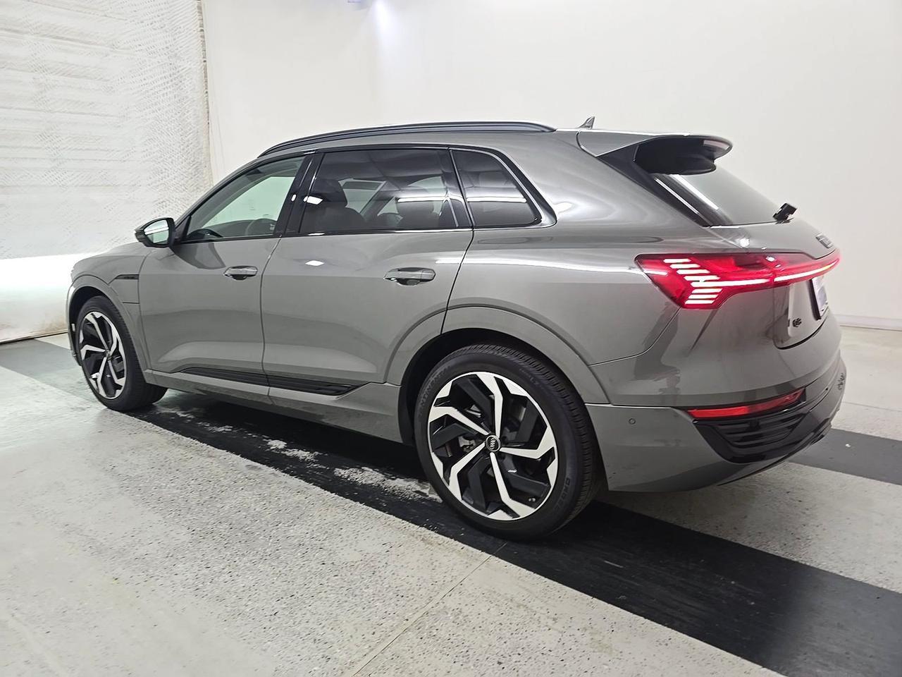 2024 Audi Q8 e-tron Premium Plus quattro Ventilated Seats / Bang &amp; Olufsen Sound Portland OR