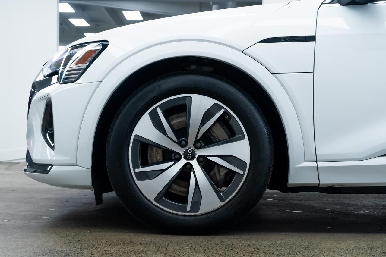 2024 Audi Q8 e-tron Premium quattro 1 Owner Adaptive Cruise Panoramic Moonroof Portland OR