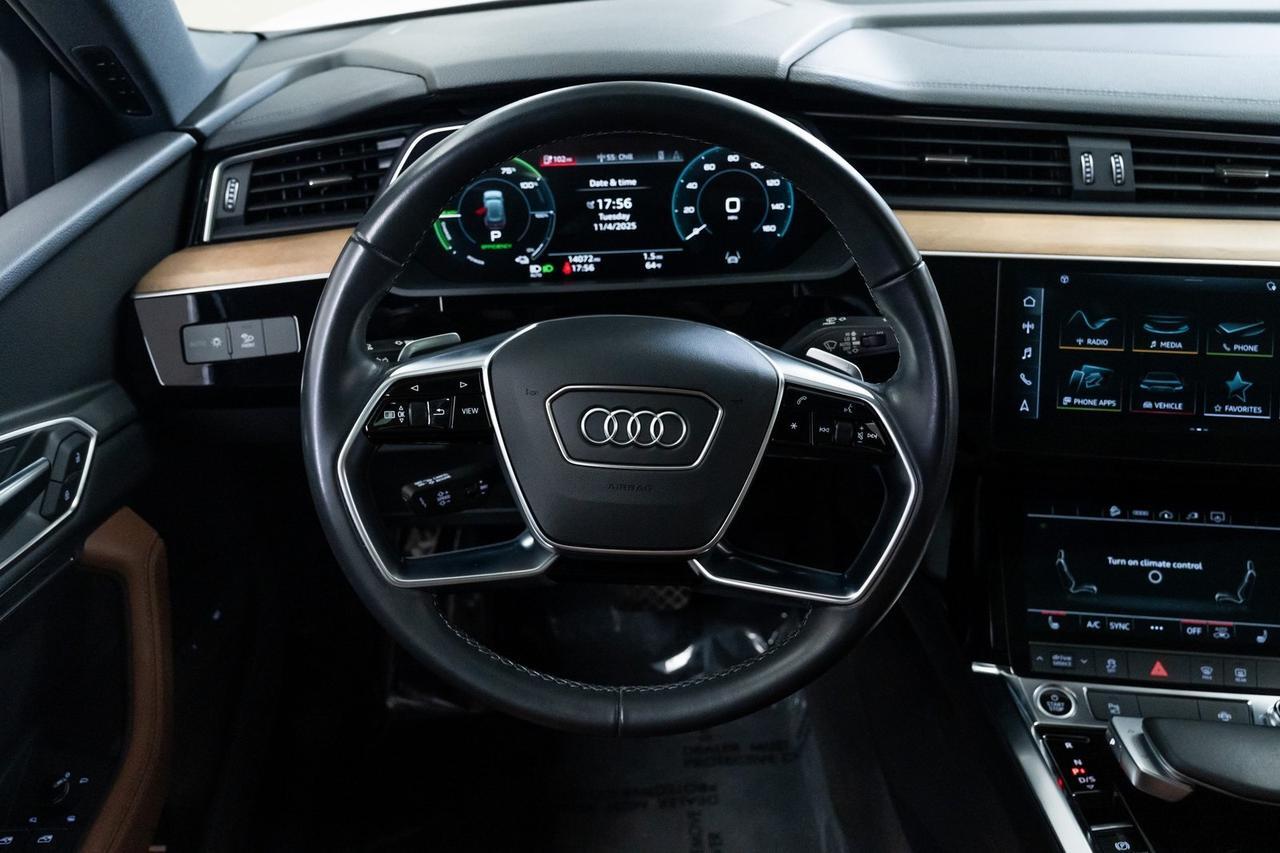 2024 Audi Q8 e-tron Premium quattro 1 Owner Adaptive Cruise Panoramic Moonroof Portland OR