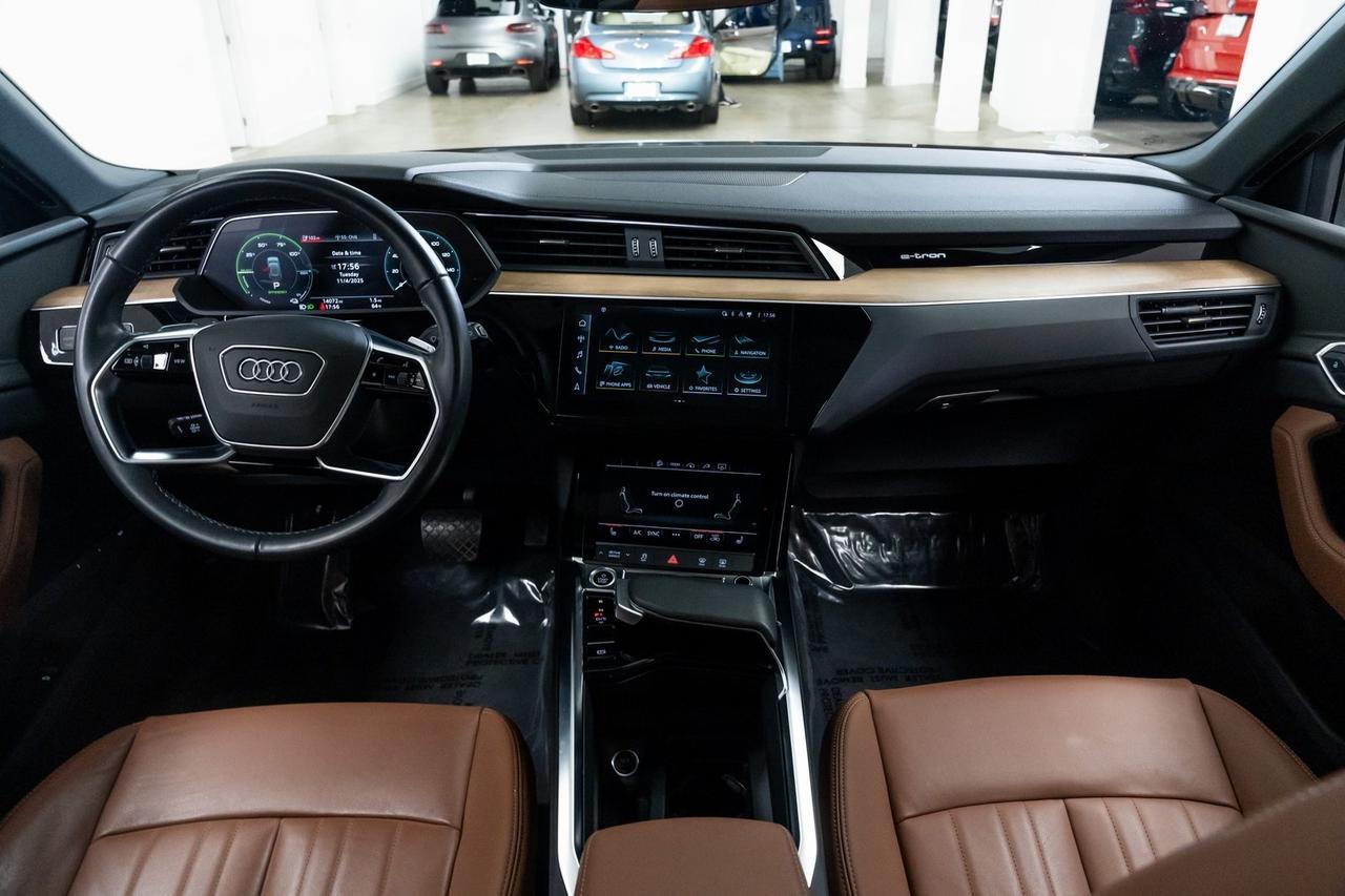 2024 Audi Q8 e-tron Premium quattro 1 Owner Adaptive Cruise Panoramic Moonroof Portland OR
