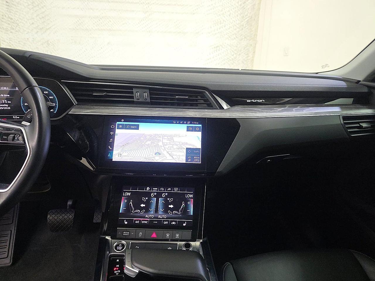 2024 Audi Q8 e-tron Premium quattro Adaptive Cruise / Adaptive Suspension Portland OR