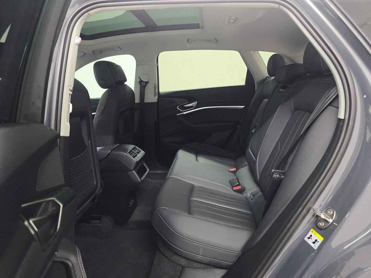 2024 Audi Q8 e-tron Premium quattro Adaptive Cruise / Adaptive Suspension Portland OR