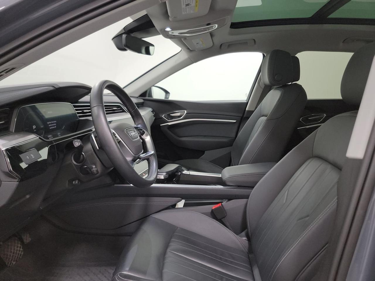 2024 Audi Q8 e-tron Premium quattro Adaptive Cruise Blind Spot Monitor Portland OR