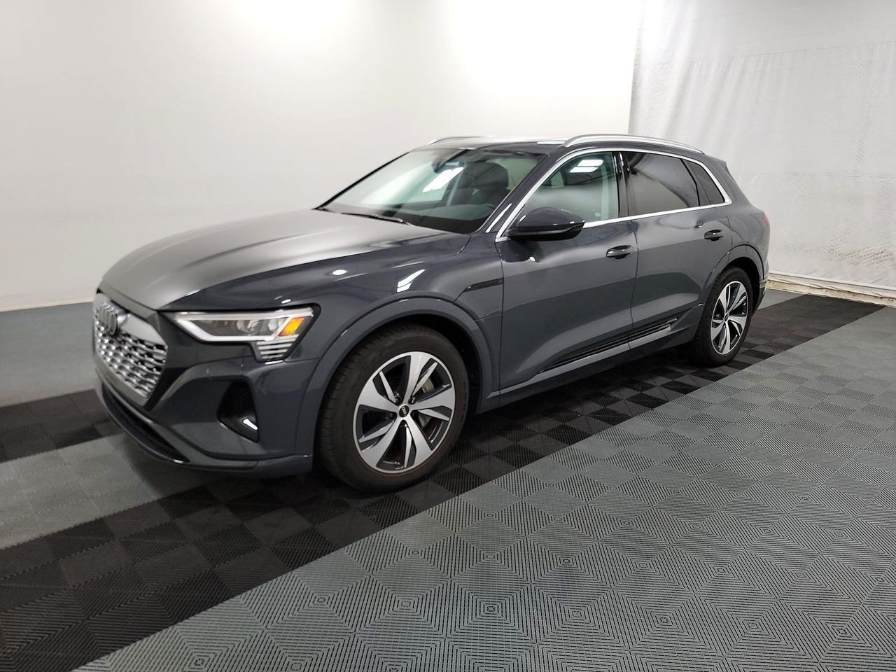 2024 Audi Q8 e-tron Premium quattro Adaptive Cruise Blind Spot Monitor Portland OR