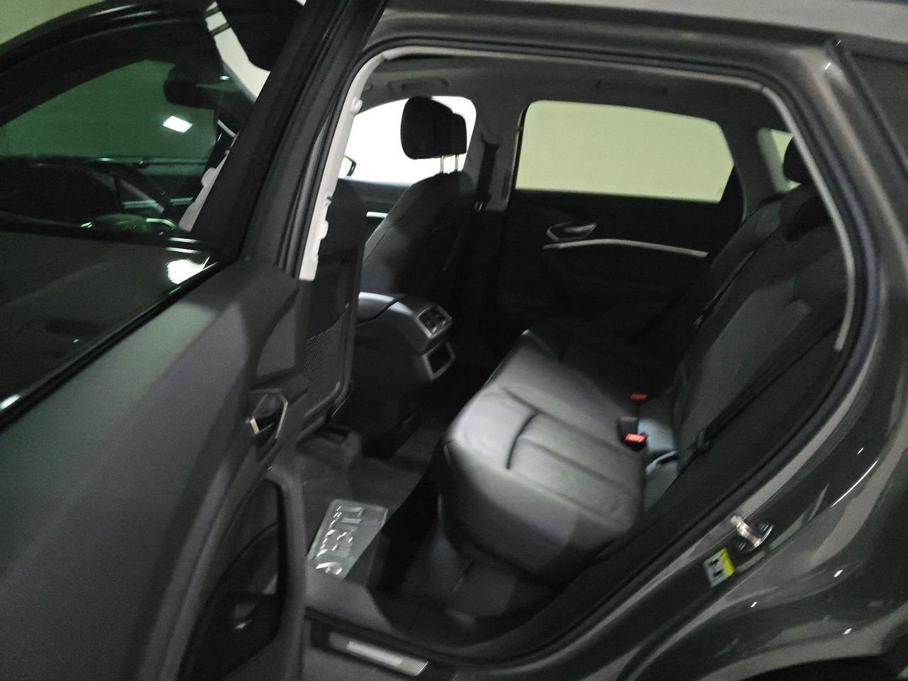 2024 Audi Q8 e-tron Premium quattro Adaptive Cruise Four-Zone Climate Control Portland OR
