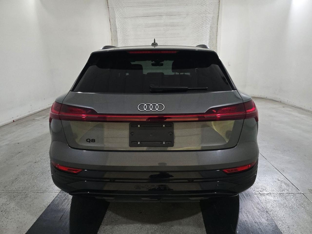2024 Audi Q8 e-tron Premium quattro Adaptive Cruise Four-Zone Climate Control Portland OR