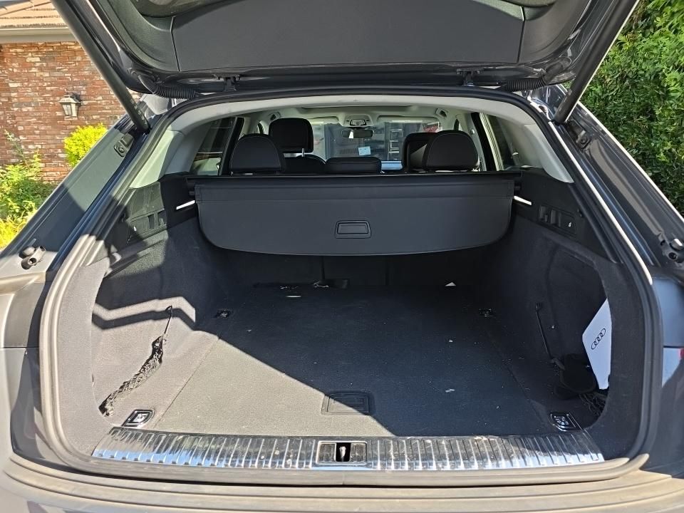 2024 Audi Q8 e-tron Premium quattro Adaptive Cruise / Panoramic Roof Portland OR