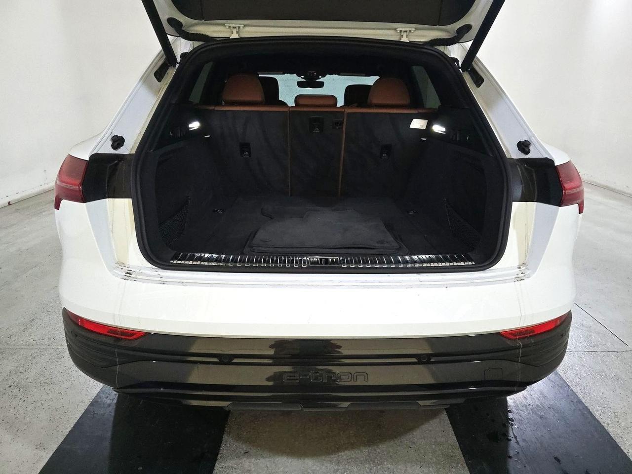 2024 Audi Q8 e-tron Premium quattro Adaptive Cruise Virtual Cockpit plus Portland OR