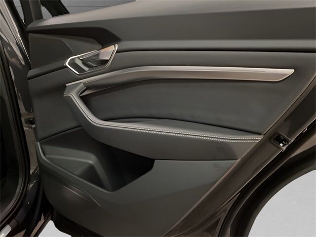 2024 Audi Q8 e-tron Premium quattro Dallas TX