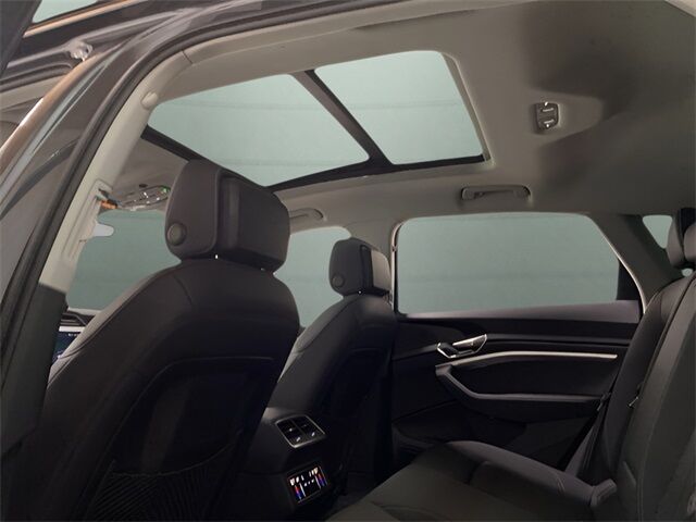 2024 Audi Q8 e-tron Premium quattro Dallas TX