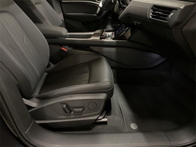 2024 Audi Q8 e-tron Premium quattro Dallas TX