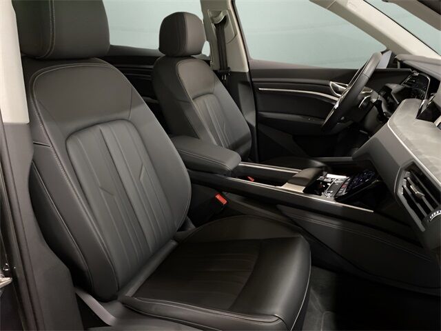 2024 Audi Q8 e-tron Premium quattro Dallas TX