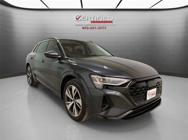 2024 Audi Q8 e-tron Premium quattro