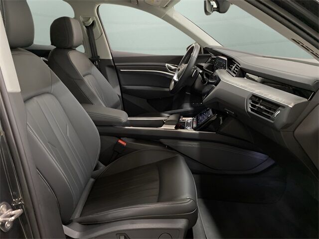 2024 Audi Q8 e-tron Premium quattro Dallas TX