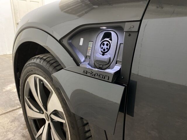 2024 Audi Q8 e-tron Premium quattro Dallas TX