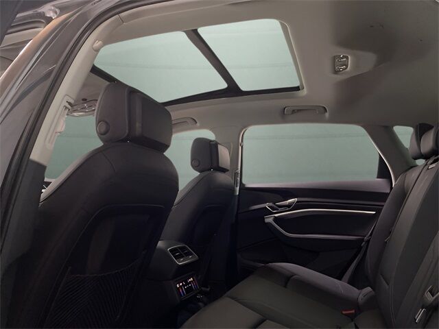 2024 Audi Q8 e-tron Premium quattro Dallas TX