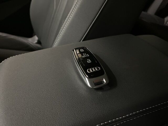 2024 Audi Q8 e-tron Premium quattro Dallas TX