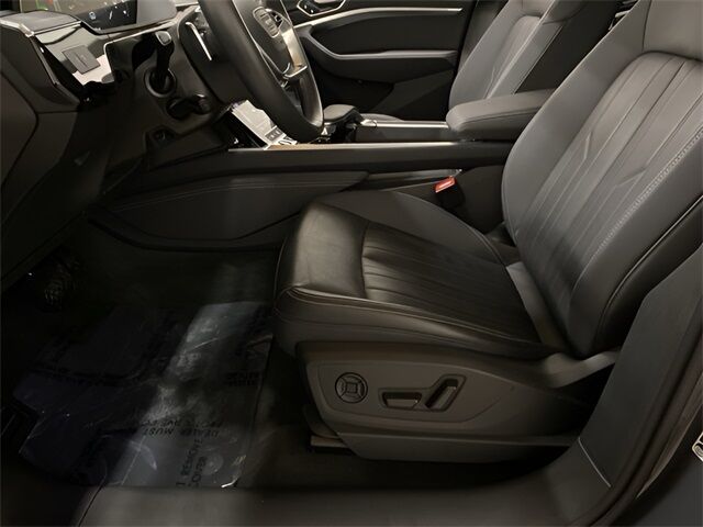 2024 Audi Q8 e-tron Premium quattro Dallas TX