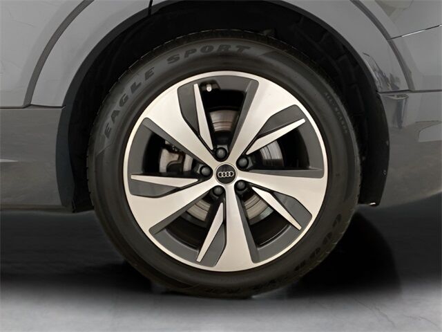2024 Audi Q8 e-tron Premium quattro Dallas TX
