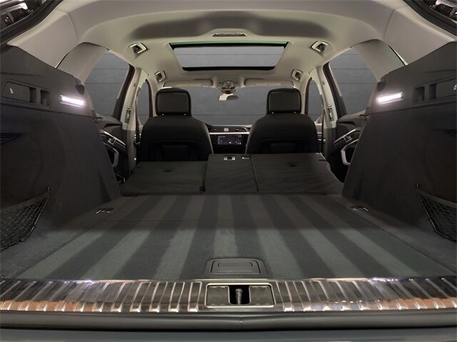 2024 Audi Q8 e-tron Premium quattro Dallas TX