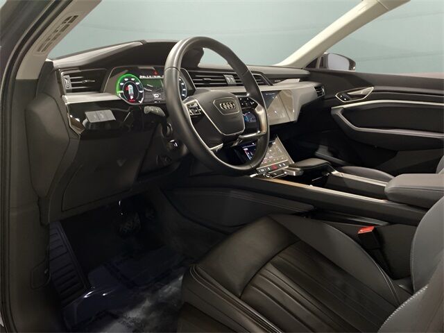 2024 Audi Q8 e-tron Premium quattro Dallas TX