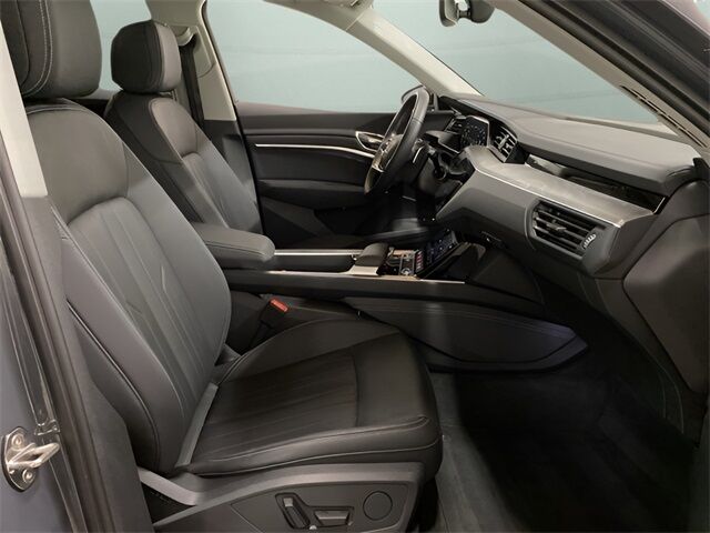 2024 Audi Q8 e-tron Premium quattro Dallas TX