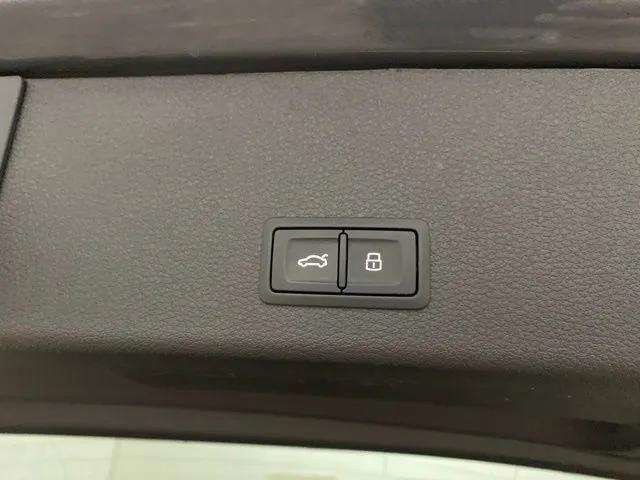 2024 Audi Q8 e-tron Premium quattro Dallas TX