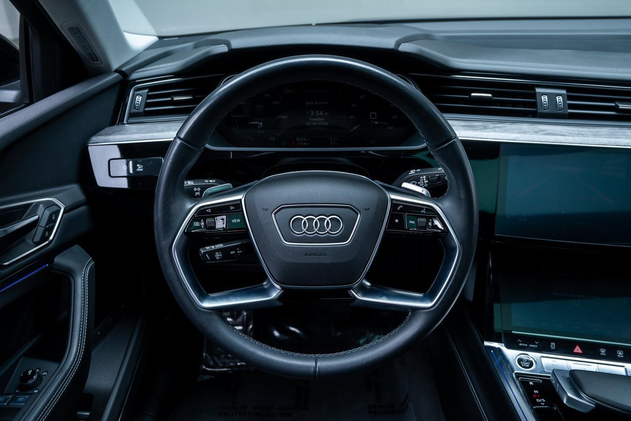2024 Audi Q8 e-tron Prestige 1 Owner / Black Optic Package / Bang &amp; Olufsen Aud Portland OR
