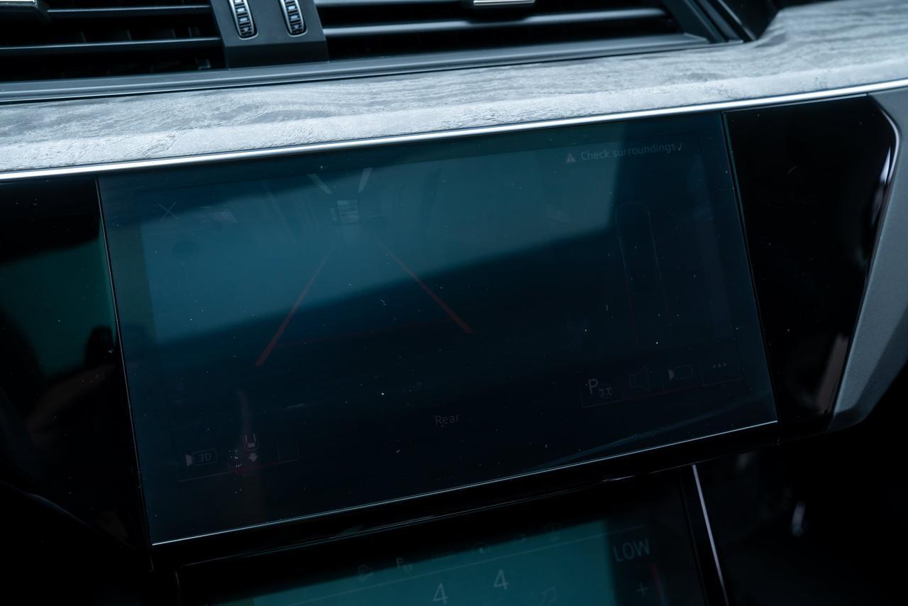 2024 Audi Q8 e-tron Prestige 1 Owner / Black Optic Package / Bang &amp; Olufsen Aud Portland OR