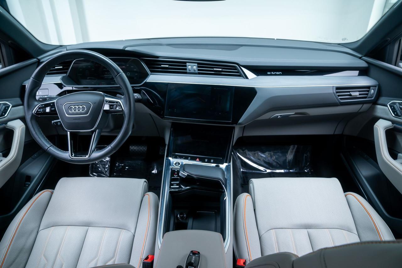 2024 Audi Q8 e-tron Prestige 1 Owner / Launch Edition / Bang &amp; Olufsen Sound Portland OR