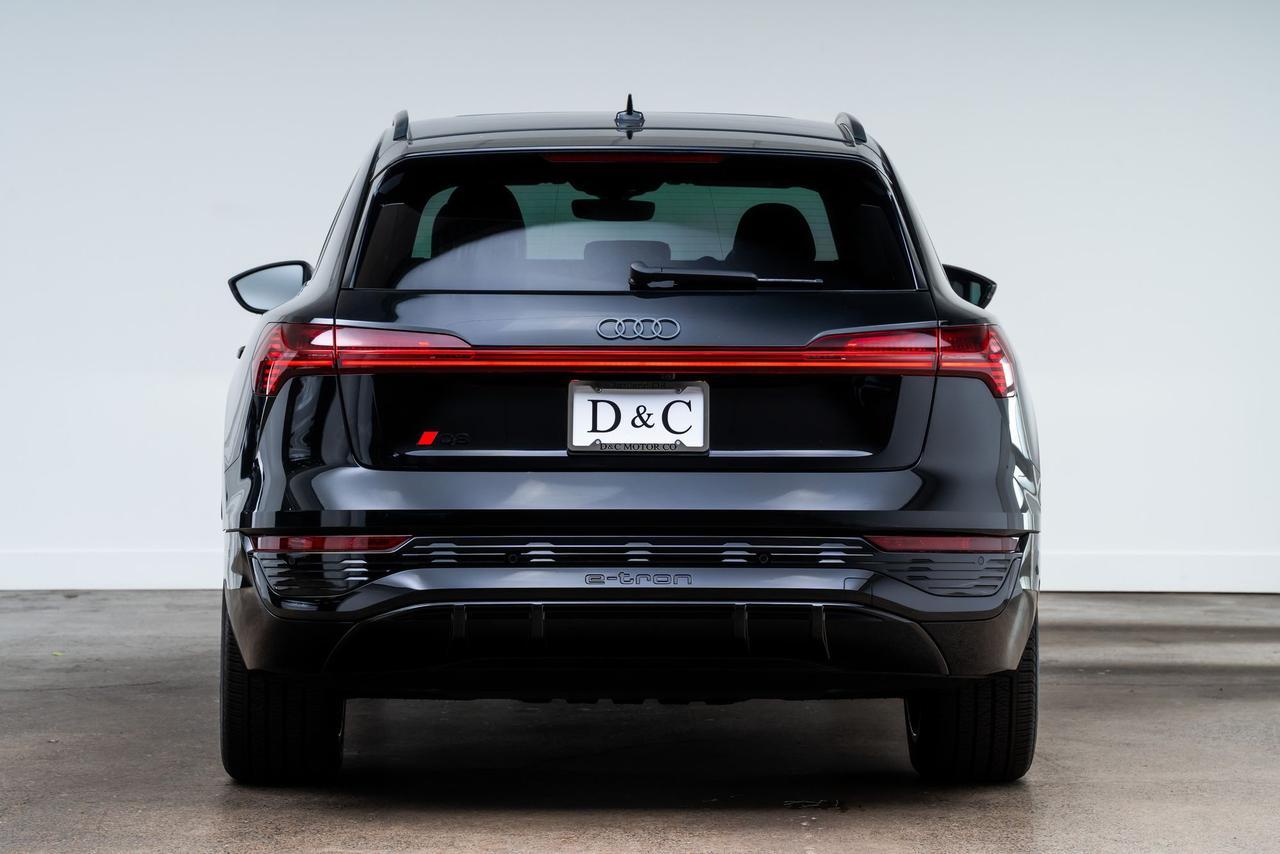 2024 Audi Q8 e-tron Prestige 1 Owner / Launch Edition / Bang &amp; Olufsen Sound Portland OR