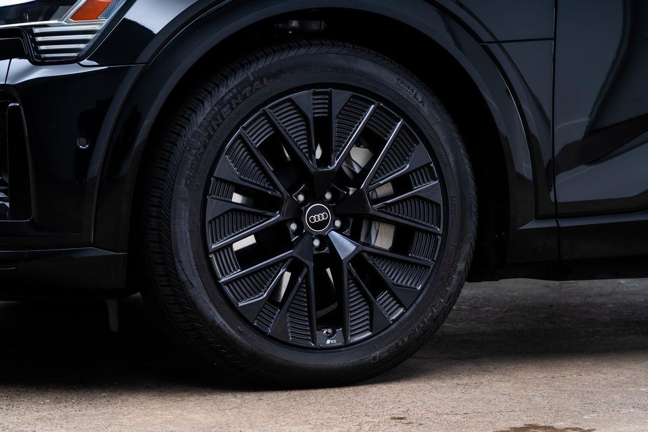 2024 Audi Q8 e-tron Prestige 1 Owner / Launch Edition / Bang &amp; Olufsen Sound Portland OR